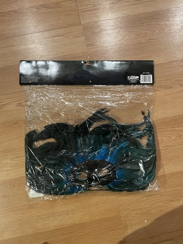 Turquoise Feather Mask - Picture 2 of 2