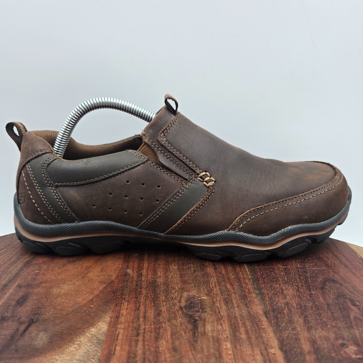 Skechers Montz Devent Shoes Men's 9 Brown Leather Comfort Loafer