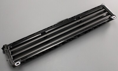 Original Audi e-tron ab 19 Q4 e-tron Kühler Luftkanalführung (unten) 4KE121223