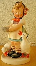 Hummel Figurine "BE PATIENT" HUM #197/I TMK4 Goebel Germany 197/1 L867