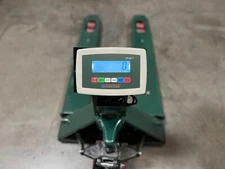 USM "Easy Jack" Pallet Jack Scale with Built-in Scale 5,000 x 1 lb Capacity