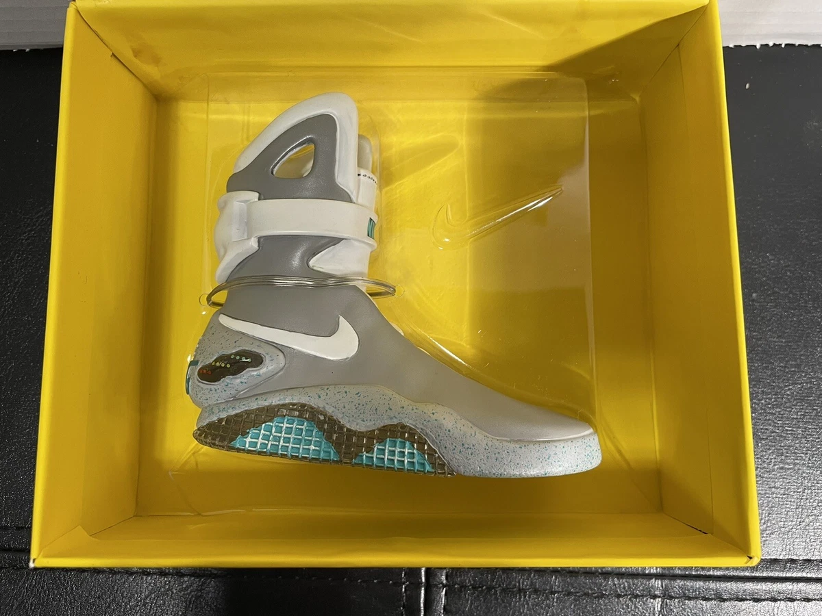 BACK TO FUTURE II NIKE MAG 4&#034; CERAMIC BOOT IN YELLOW MAGNETIC FLAP BOX RARE eBay