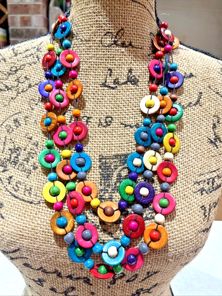 Conjunto de colares de madeira com miçangas coloridas boho/3 vários comprimentos cores vivas - Imagem 2 de 4