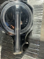 2021-2024 FORD BRONCO SPORT RIGHT PASSENGER SIDE HEADLIGHT OEM READ!!