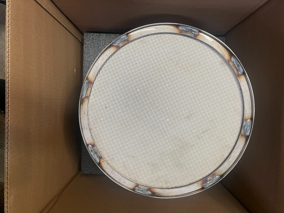 Filtro de partículas diésel Dorman 674-2003 para Mack CHU CXU GU7 GU8 MRU Volvo VNL Foto 3 de 3