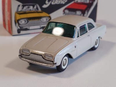 TEKNO NO826 TAUNUS 17M Minicar
