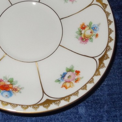 EDELSTEIN Bavaria THEA Blumen & Goldstaffage - 1 Untertasse Ø 15 # neuwertig