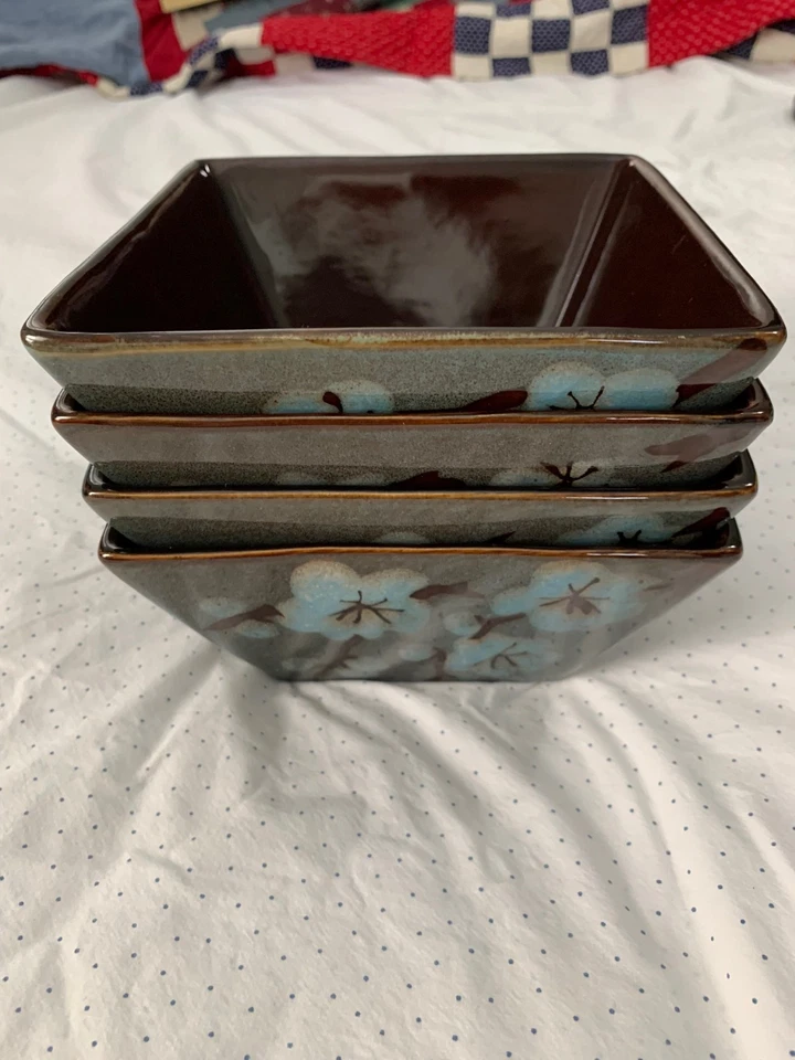 Juego de 4 cuencos cuadrados tranquilos de sopa/cereal Pier 1 gres flor de cerezo 6x6x3 Foto 2 de 4