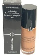 Armani Beauty Luminous Silk Natural Glow Foundation 18mL / 0.6oz COLOR: 8.25 TAN
