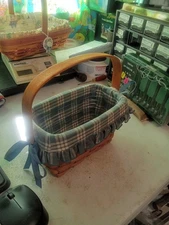 Longaberger 1997 Dresden Tour Basket II with Liner and Plastic Protector