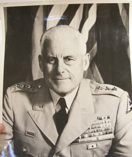 VINTAGE 8X10 PHOTO LT GENERAL GARRISON H DAVIDSON COMMANDING 7TH US ARMY