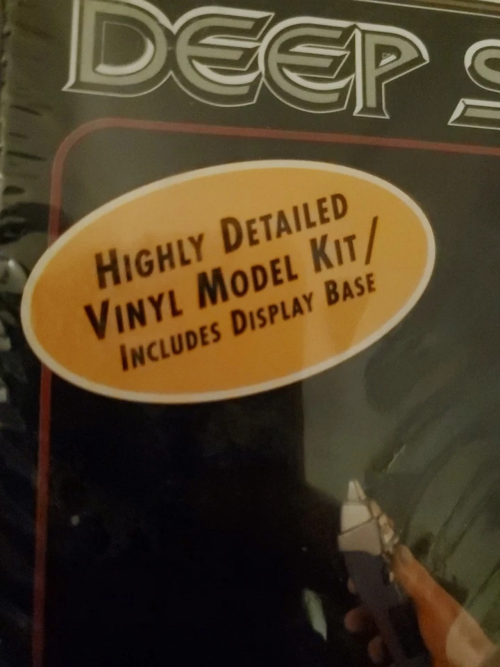 STAR TREK DEEP SPACE NINE DS9 AMP ERTL SECURITY OFFICER ODO MODEL KIT 1995 NEW - Image 2 of 4