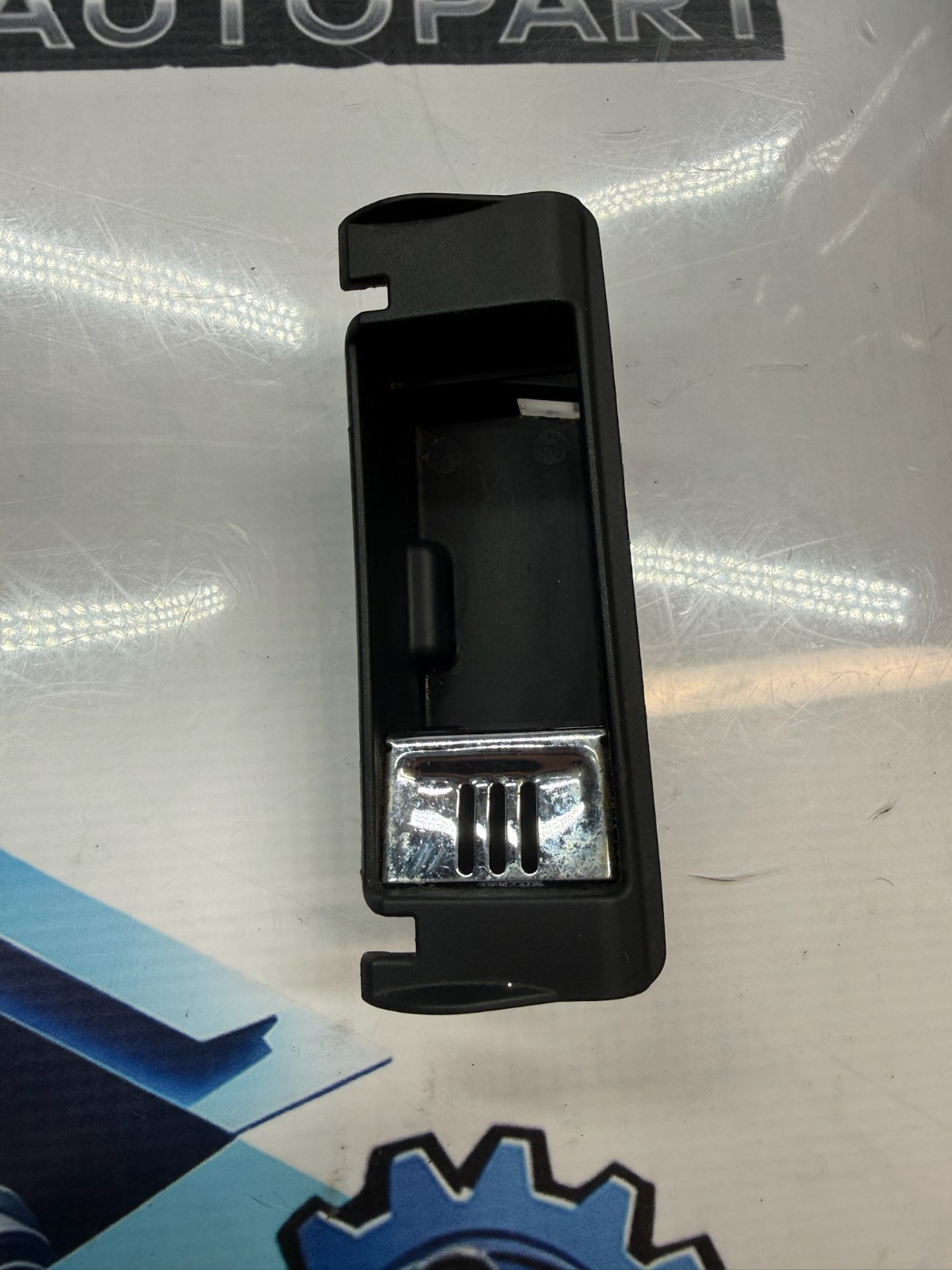 2007-2015 AUDI Q7 REAR LEFT DOOR Ashtray 4B0857405A OEM