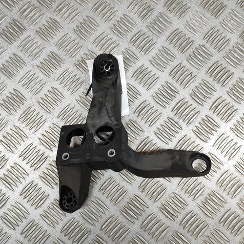 BMW 2 Gran Coupe F44 ABS-Pumpenhalter 6851604 2,0 ​​Benzin 225 kW 2022 24786255