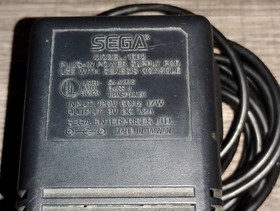 AtGames Sega Genesis Classic Game Console Wireless Controller A/V Power 80 Games