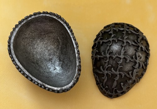 Metzke Ornate Pewter Easter Egg Shaped Trinket Box Vintage - Picture 7 of 7