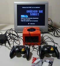 Nintendo GameCube - mit Laufwerksemulator CUBEODE + 2 Controller, 64 GB SD Karte