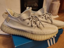 The adidas Yeezy Boost 350 V2 UV Light-Colour Changing Trainer in UK Size 9 RARE