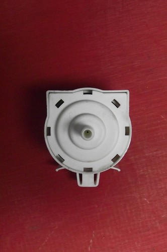 Waschmaschine BUCHSE WMNB712EW Druckschalter