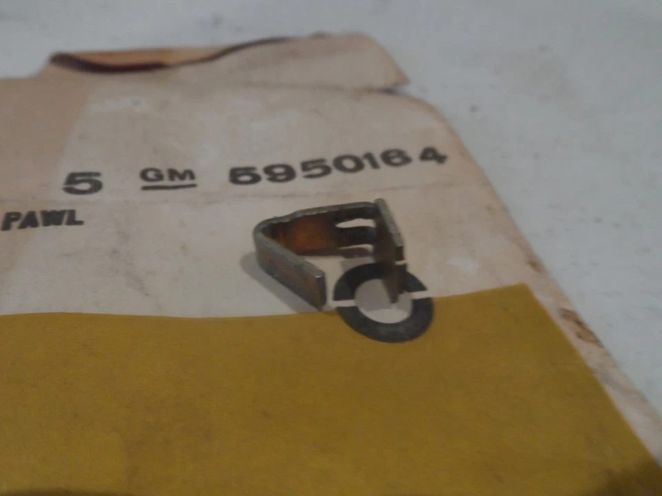 Nuevo de Lote Antiguo 1962 Chevy Impala Interruptor de Señal de Giro PAWL GM (1) 5950164 Chevrolet 02BB1 Foto 2 de 2