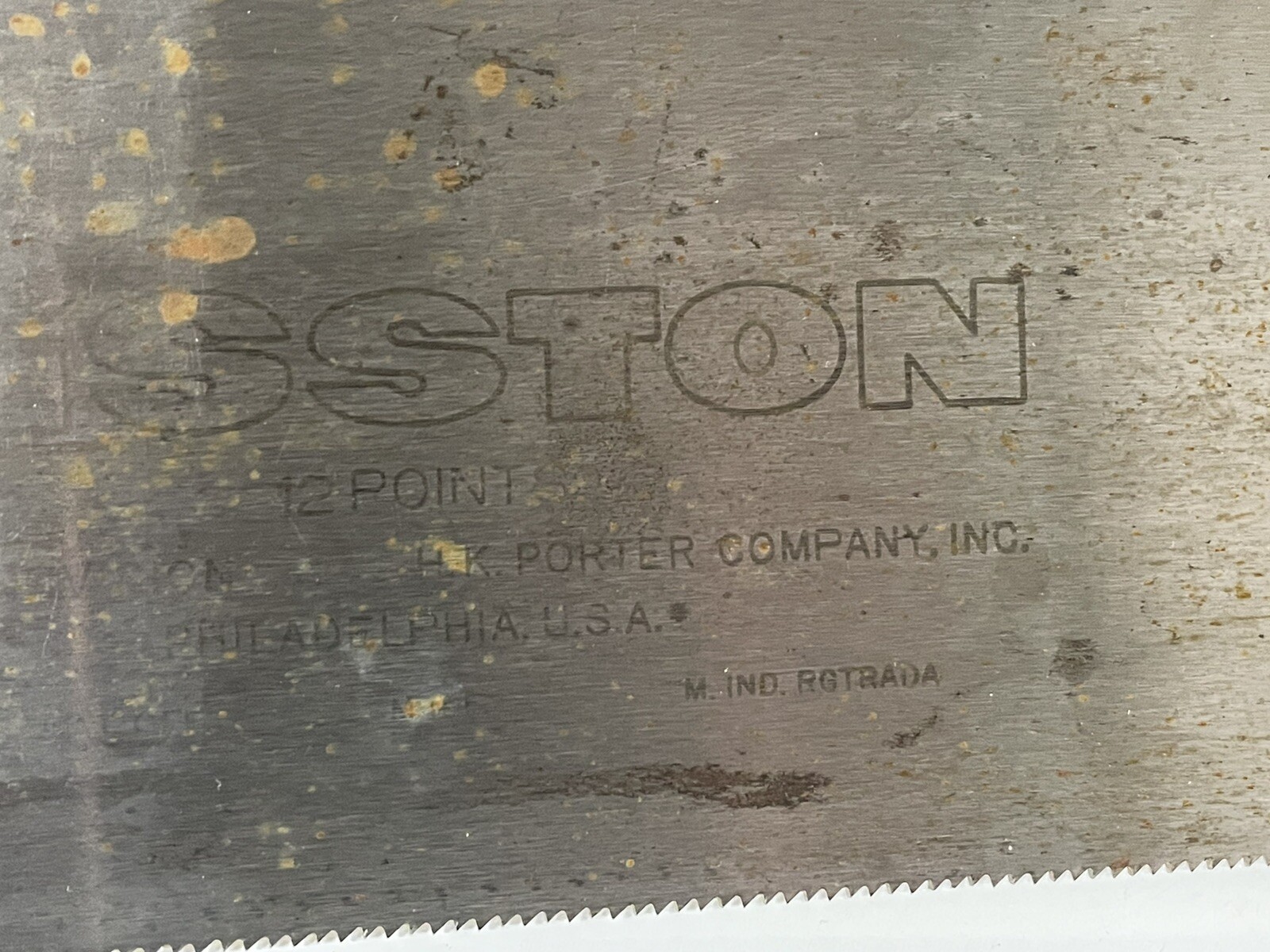 vintage hand saw henry disston Philadelphia USA CARPENTER wood Cut Carved Gift