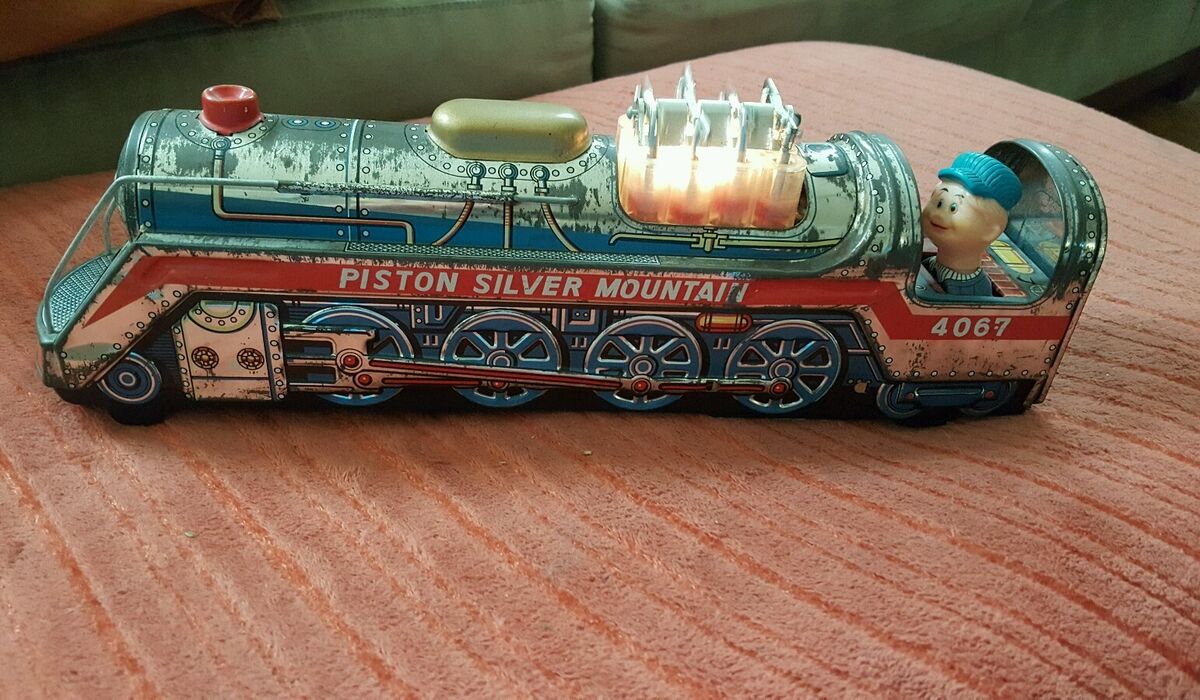 RARE Vintage Battery Operated Piston Silver Mountain 4067 RARE Vintage Battery Operated Piston Silver Mountain 4067
