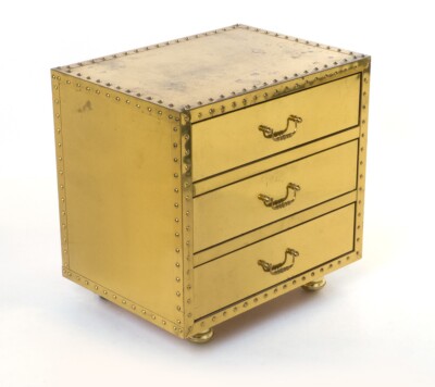 Messing Schubladen-Kommode Resistub brass chest of drawers