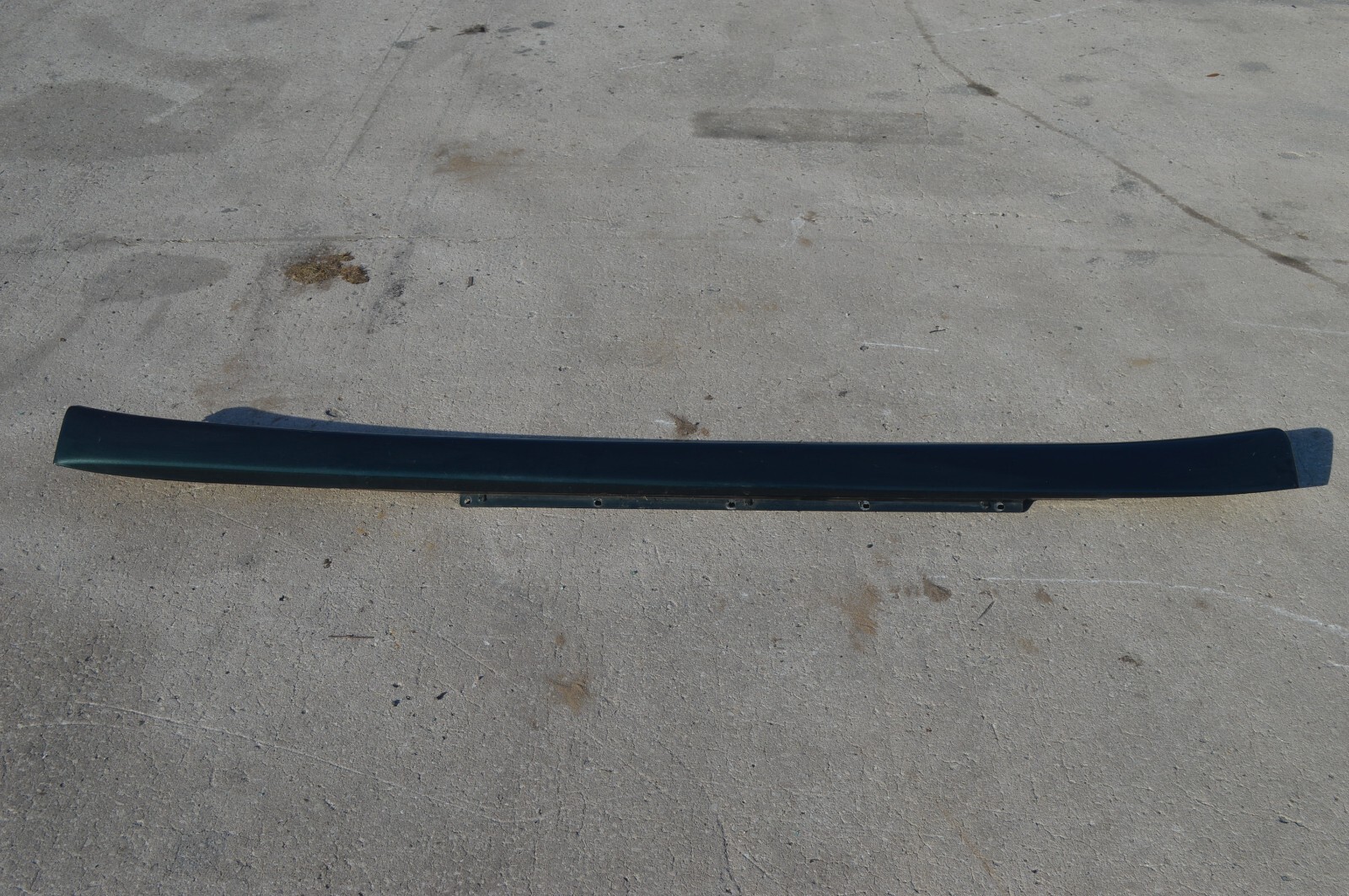 2004 M138 MASERATI COUPE GT LEFT DRIVER SIDE SKIRT ROCKER PANEL GREEN