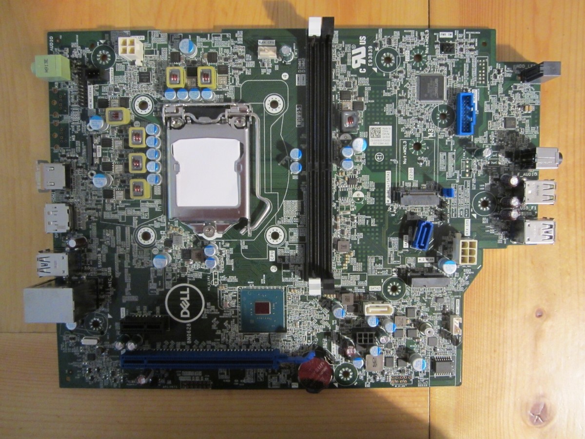Dell 4Y8V0 OptiPlex 3060 SFF LGA 1151 DDR4 SDRAM Desktop