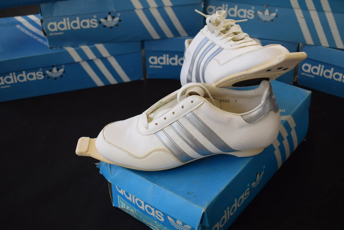 Adidas lak sneakers sale