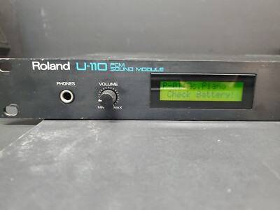Roland U-110 synthesizer PCM Card Sound module Made In Japan AS IS