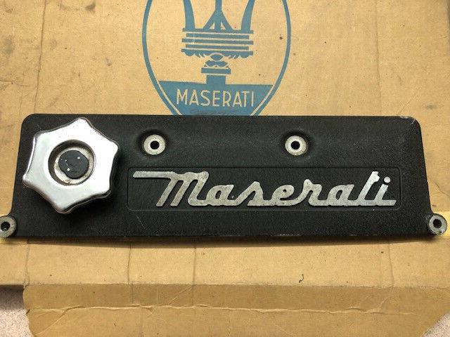 Maserati Biturbo valve cover OEM excellent condition original finish with cap