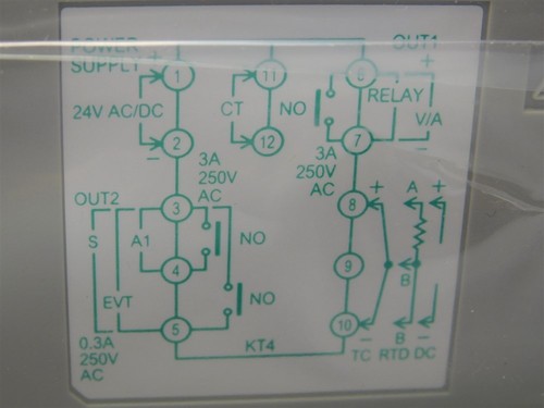 Panasonic / NAIS AKT4212140 24V SSR Output KT4 Temperature Controller - Picture 2 of 3