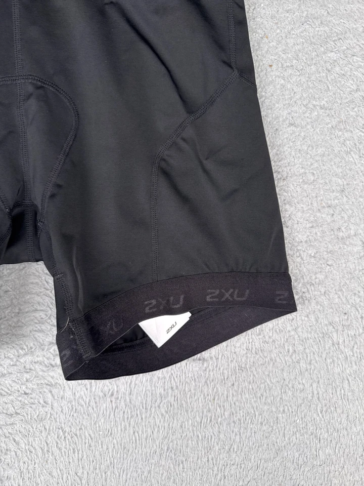 Shorts de ciclismo feminino 2XU extra grande preto poliéster elastano mistura acolchoado - Imagem 2 de 4