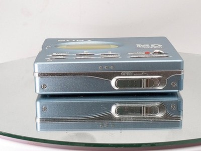 ポータブルプレーヤー SONY MD WALKMAN MZ-R91 SONY MZ-R91 MD Player Vintage Blue Playback Confirmed Portable
