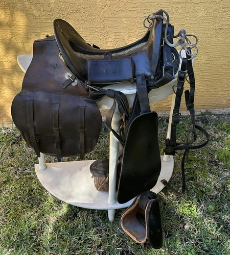 McClellan U.S. Army Calvary Black Horse Saddle Bags Ammo Leather Pouch Stirrups