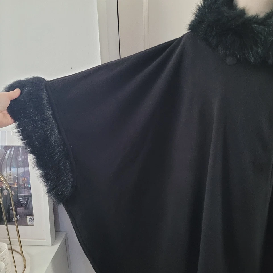 Marks And Spencer Faux Fur Trim Black Fleece Poncho Cape Coat One Size - Image 2 of 4