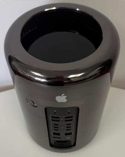 Apple Mac Pro A1481 Intel Xeon E5-1650 v2 2x AMD FirePro D500 24GB RAM 128GB SSD - Picture 2 of 8