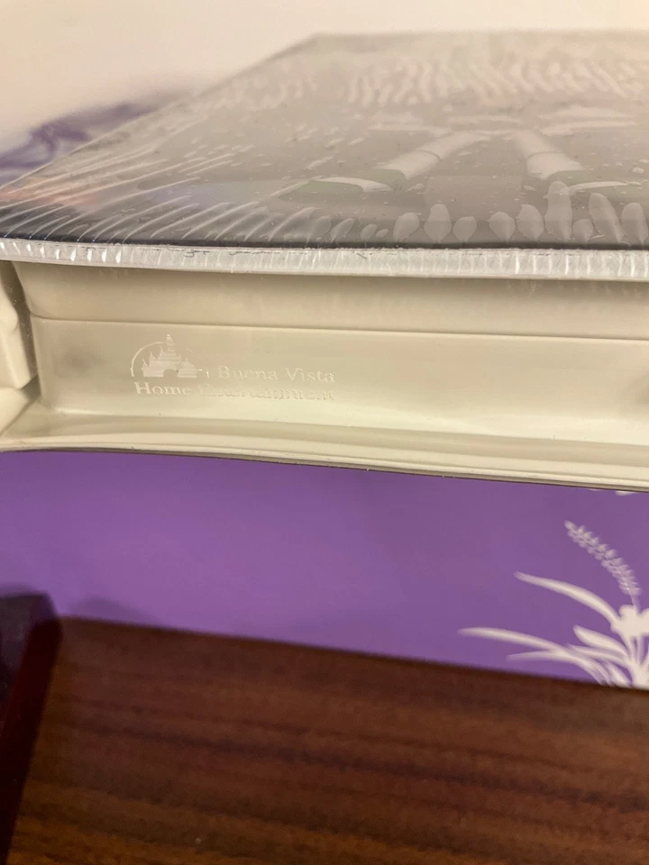 Buzz Lightyear of Star Command: The Adventure Begins (VHS, 2000) SEALED - Image 4 of 4