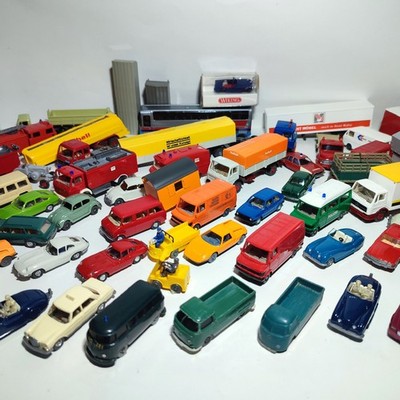 ab 50er Jahre VW T1 Mercedes Jaguar MAN Mazda Bus LKW Feuerwehr ... Wiking 1:87