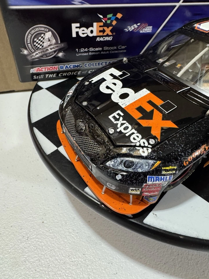 Denny Hamlin #11 FedEx Express Duel 150 Carrera Victoria 2008 1/24 Nascar Diecast Foto 3 de 4