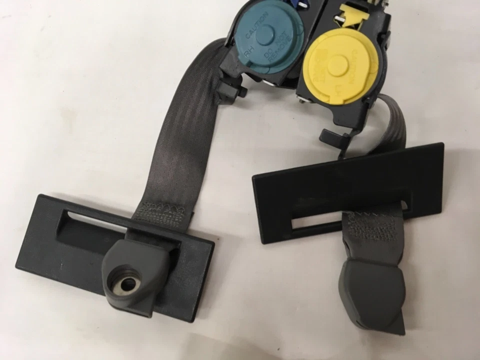 Nuevo de Lote Antiguo Cinturón de Hombro Ford 88 89 Tempo Topacio E7FZ-58611A48-A Foto 3 de 4