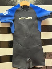 Child "Body Glove" blue/black wet suit.Size 4. Prev.Owned