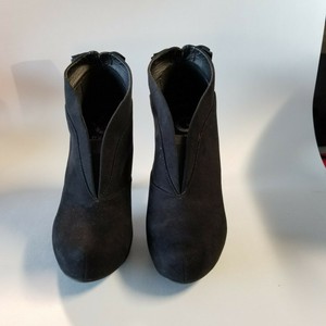 guess suede ankle boots