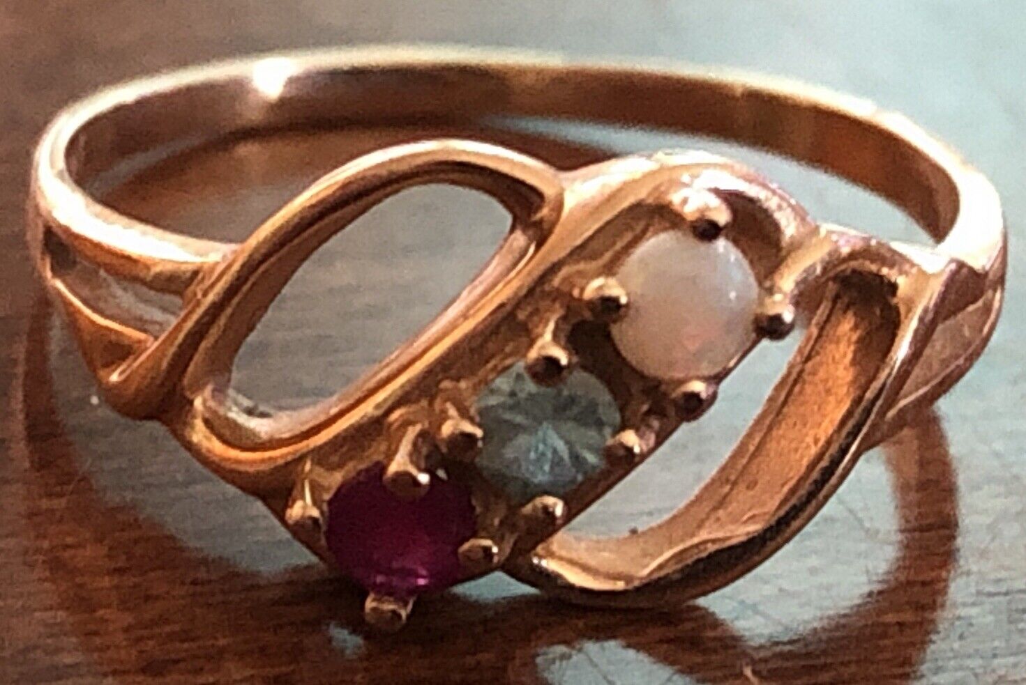 14K Gold 3 Gemstone Mother’s Ring Opal Blue Gem R… - image 6