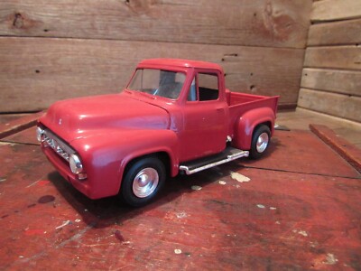 Vintage FORD TRUCK Built Model Kit - JUNKYARD PARTS!