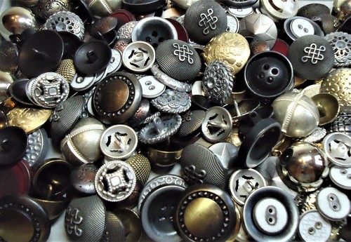 1 kg Konvolut Metall Knöpfe Knopf gemischte versch. Größen & Farben silber gold - Bild 5 von 7