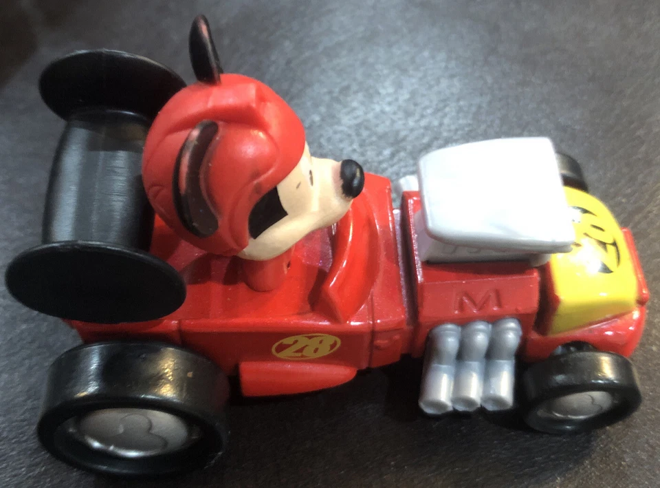 DISNEY JUNIOR MICKEY AND THE ROADSTER RACERS SOBREALIMENTADO MICKEY'S HOT ROD T2 Foto 2 de 4