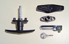 Truck cap Bauer T-handle lock T311 w/accessories 1 Extra key Clockwise