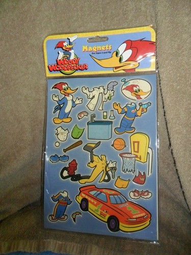 2001 Woody Woodpecker Large Magnet Set MIP - Picture 2 of 3